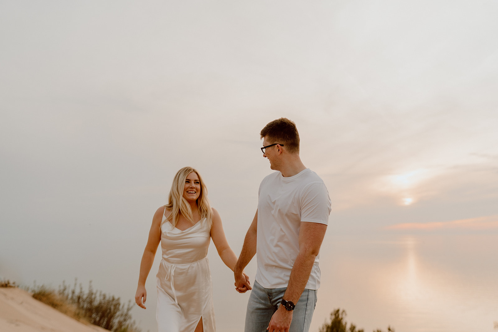 Grand Rapids Beach Engagement. Michigan Engagement Photographer. Grand Rapids Wedding Photographer.