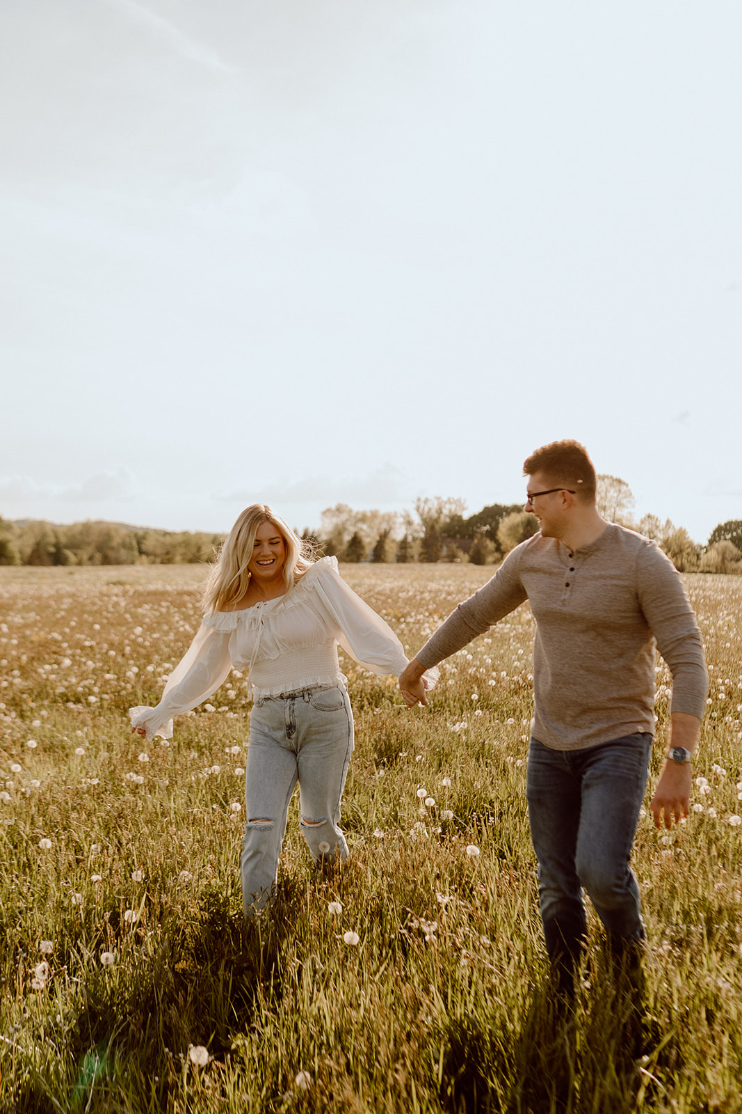 Grand Rapids Beach Engagement. Michigan Engagement Photographer. Grand Rapids Wedding Photographer.