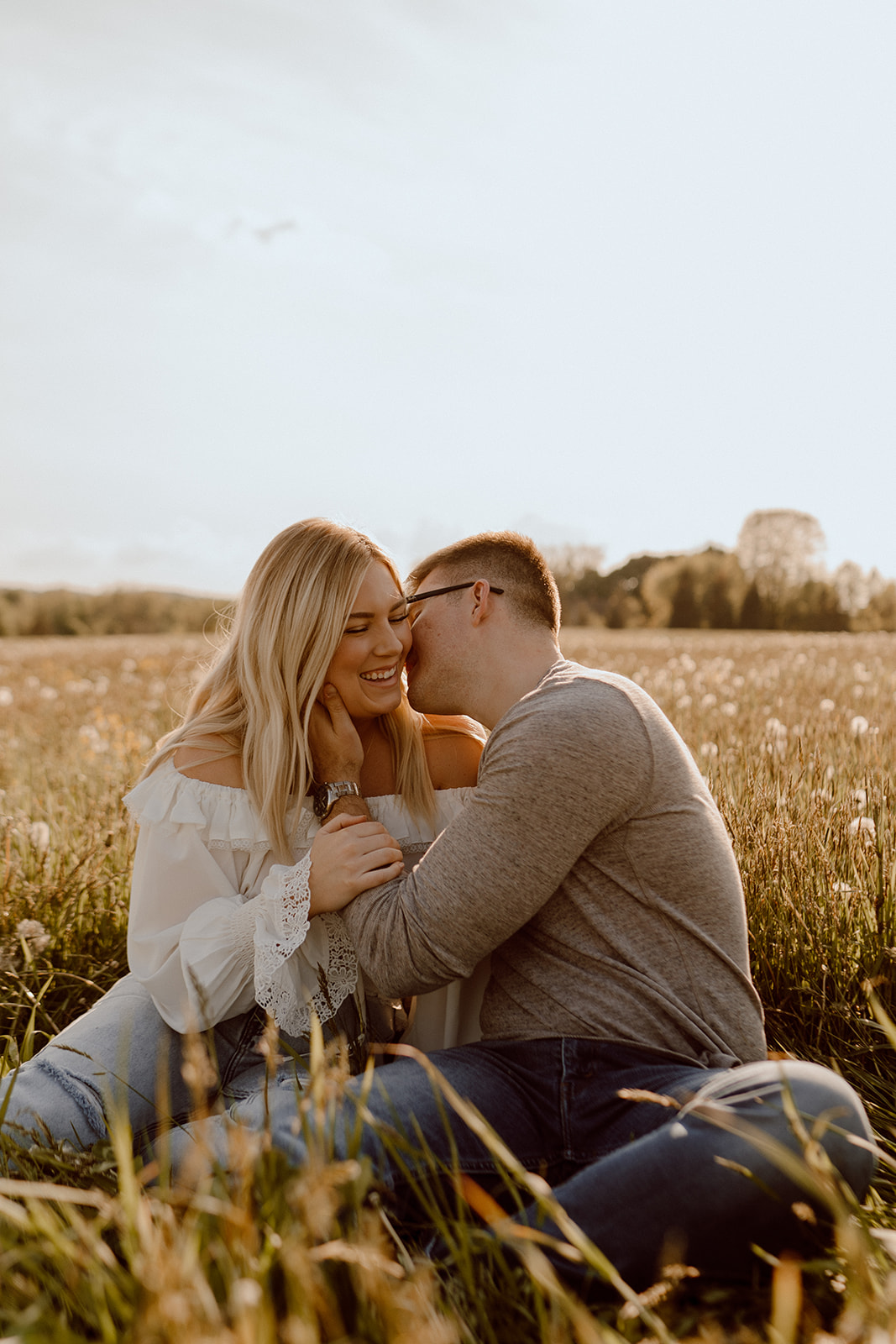 Grand Rapids Beach Engagement. Michigan Engagement Photographer. Grand Rapids Wedding Photographer.