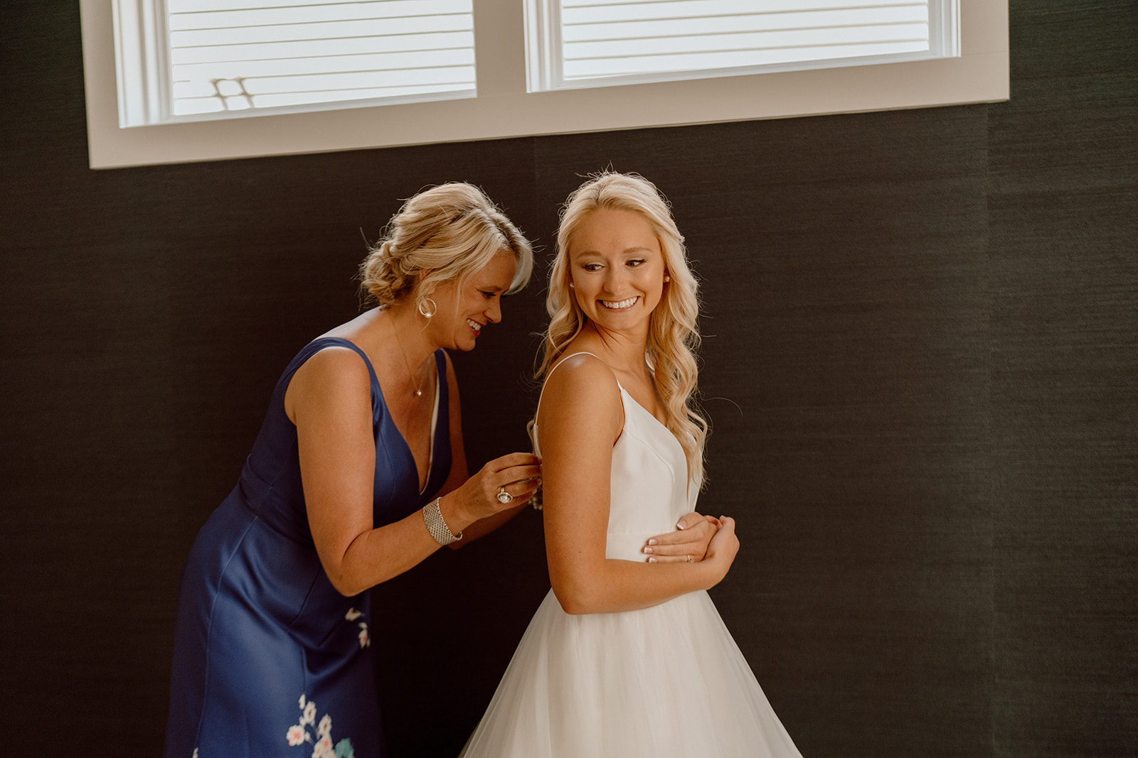 Grand Rapids Wedding Photographer.