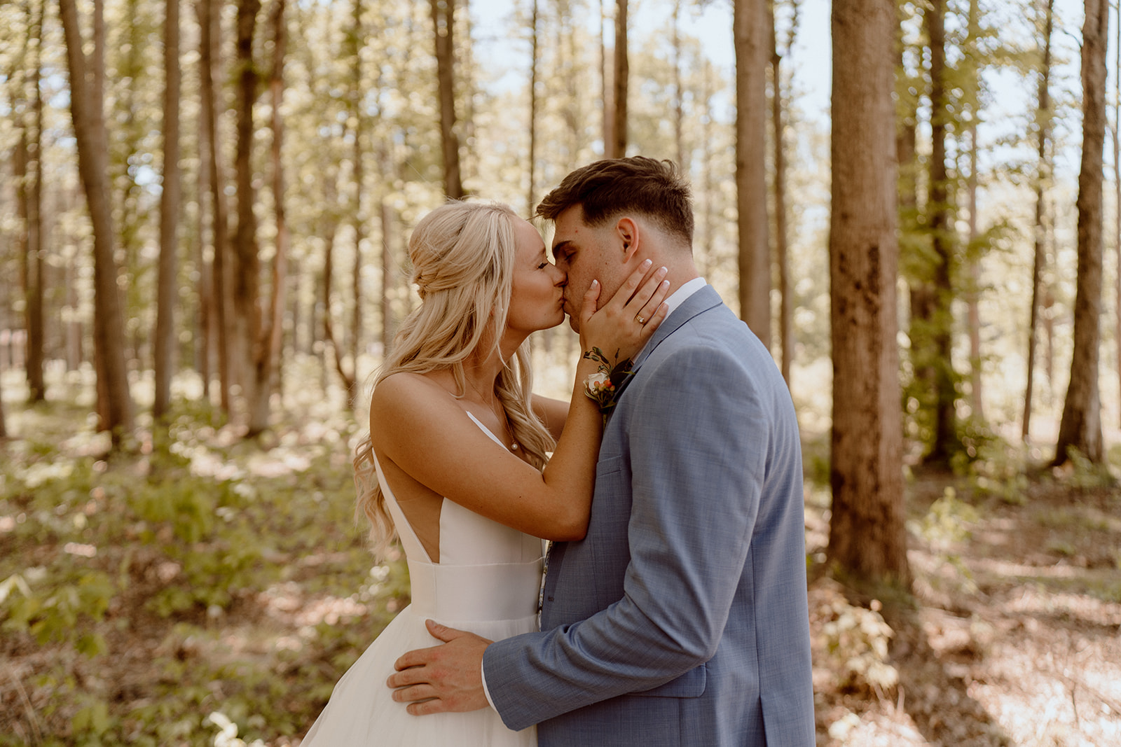 Grand Rapids Wedding Photographer.