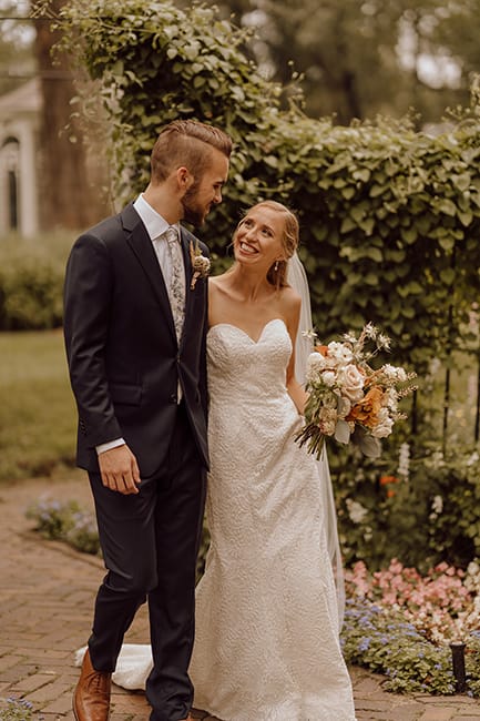 Indiana Garden Wedding - Cassidy Lynne