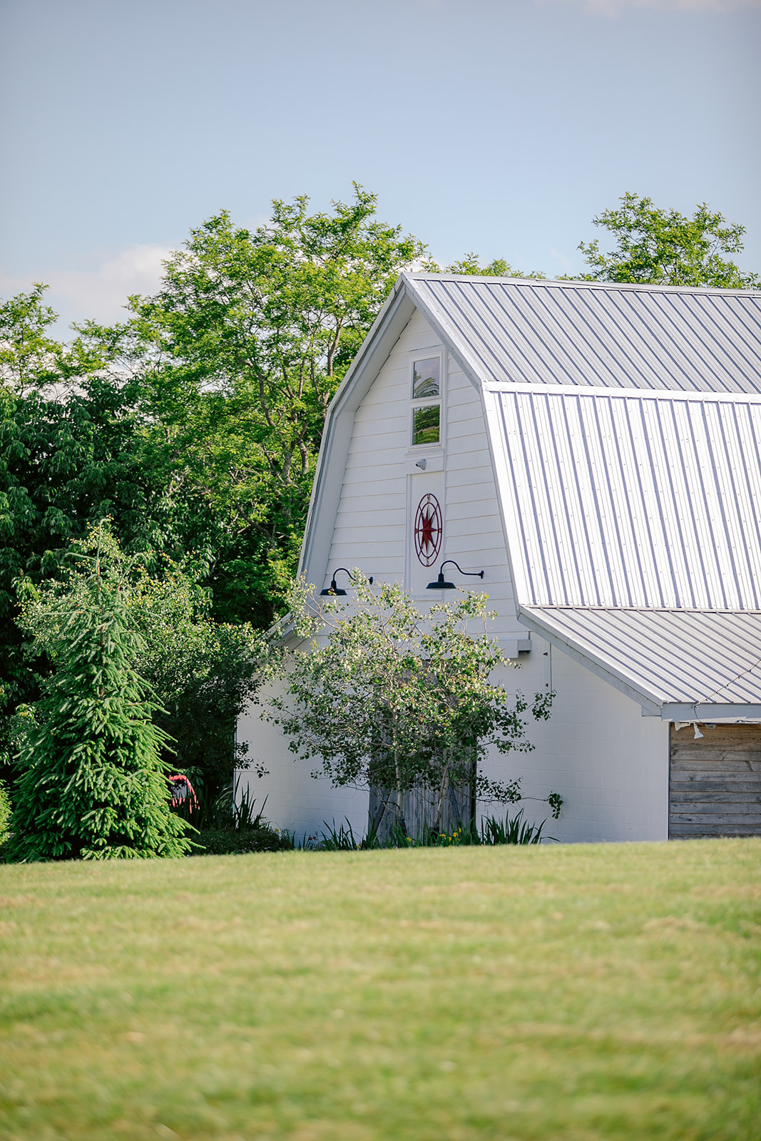 , Miles & Makenzie | Rustic Mountain Jewel Toned Wedding